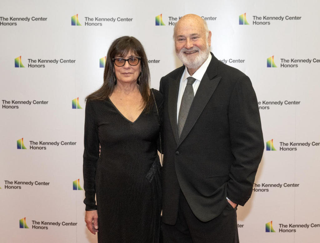Escena policial en la mansión de Brentwood donde Rob Reiner y su esposa fueron hallados sin vida con arma blanca