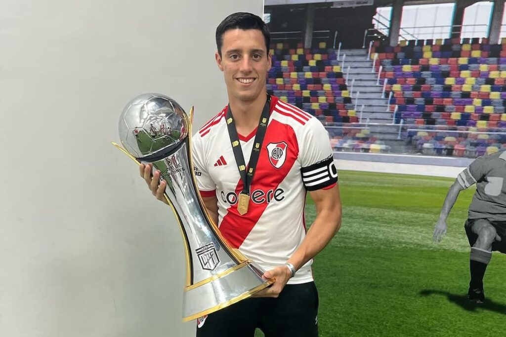 Armani con fisioterapeuta y Ledesma firmando su salida: el arco de River en emergencia total por lesiones y ventas
