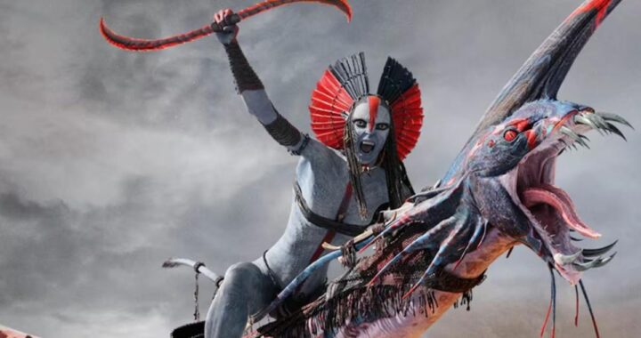 Cartel de 'Avatar: Fuego y ceniza' con Jake Sully en Pandora, mostrando los $1.322M recaudados en taquilla global hasta enero 2026