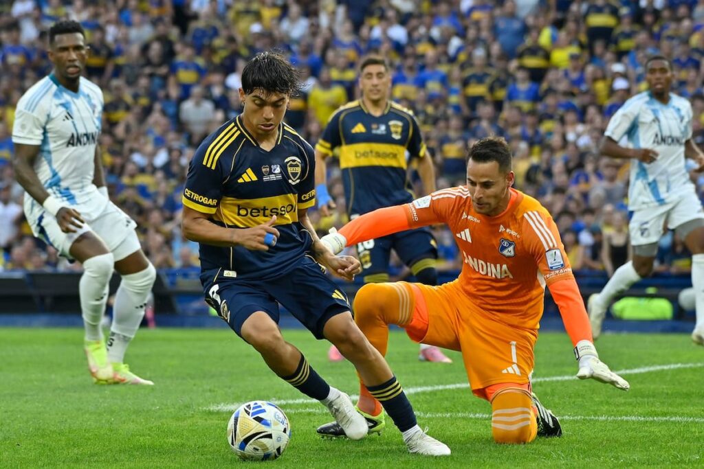 Jugadores de Boca frustrados tras fallar 17 remates en partido sin goles, reflejo de la crisis ofensiva