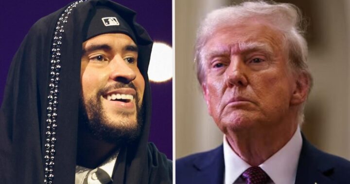 Donald Trump con gesto serio en el Despacho Oval mientras señala un documento con el logo del Super Bowl LVII de fondo