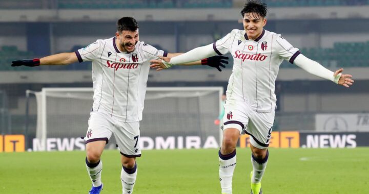 Santiago Castro celebra su golazo de 80 km/h con Bologna, remate que estalló en el ángulo y acerca al equipo a Europa