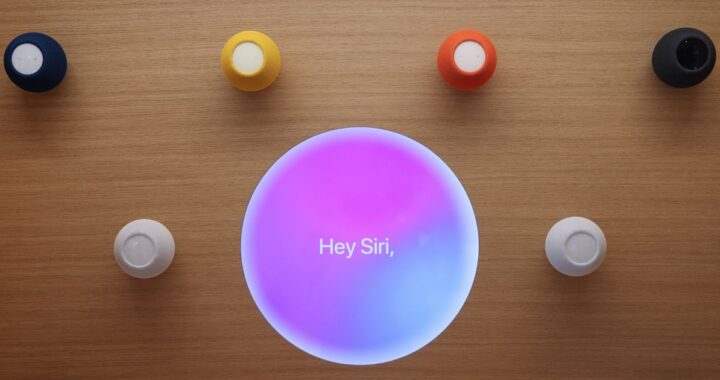 Tim Cook y Sundar Pichai en pantalla dividida con logo de Siri y Gemini entre ellos simbolizando alianza tecnológica