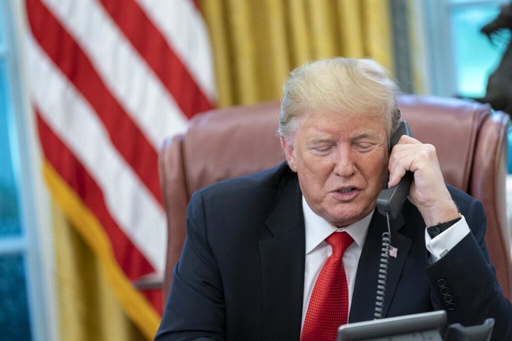 Keir Starmer en llamada urgente con Trump por mapa de Groenlandia marcado con zona de aranceles a Dinamarca