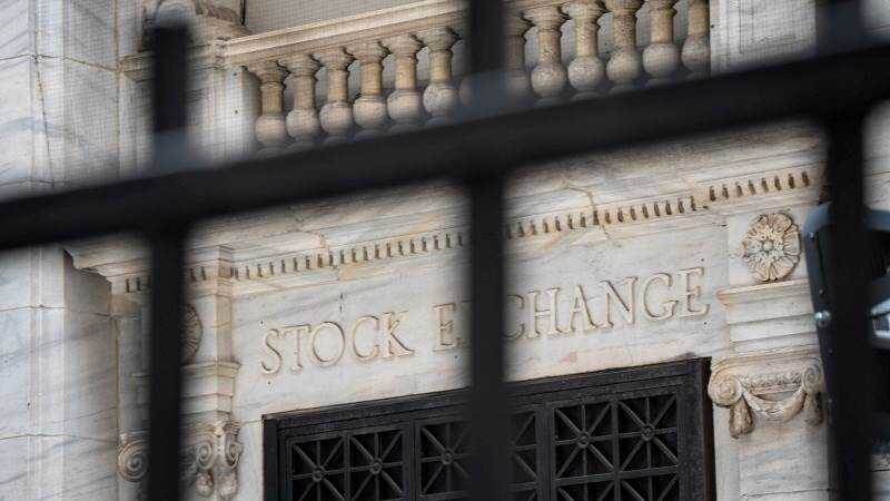 Dow Jones 129 puntos arriba, Wall Street y Europa suben, el petróleo y el oro repuntan por tensiones geopolíticas