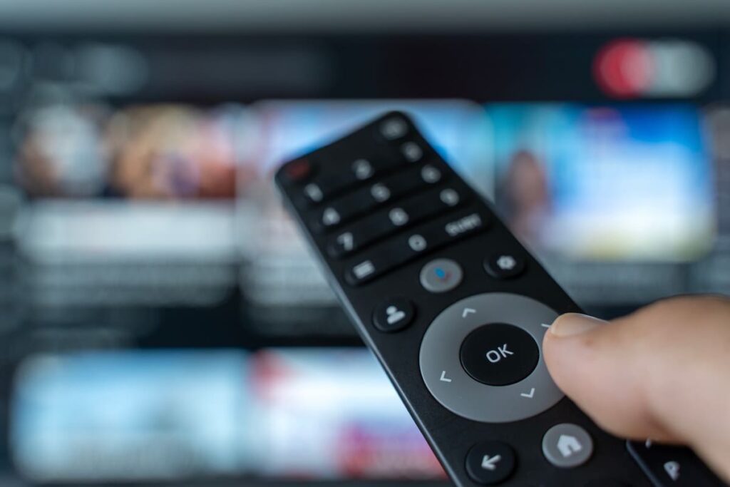 Pantalla negra con 'Error 404' en TV tras bloqueo judicial a plataformas pirata en Argentina