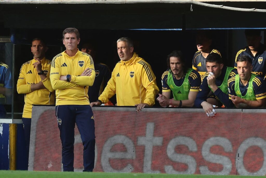 Leonel Flores, joven delantero de 19 años, en entrenamiento con la camiseta de Boca antes de su posible debut en Liniers