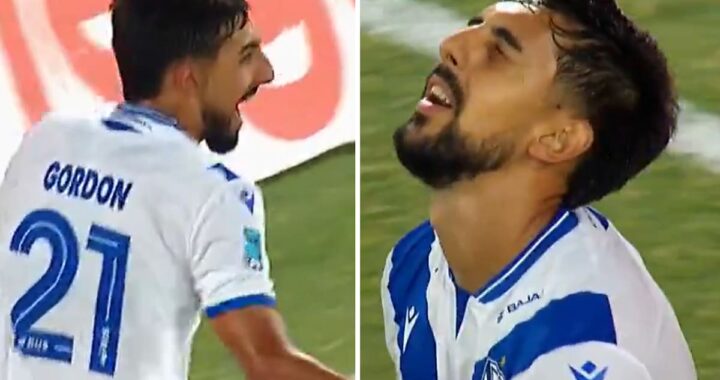 Jano Gordon con las manos en la cabeza tras marcar un autogol en Vélez vs Independiente, Libertadores 2026