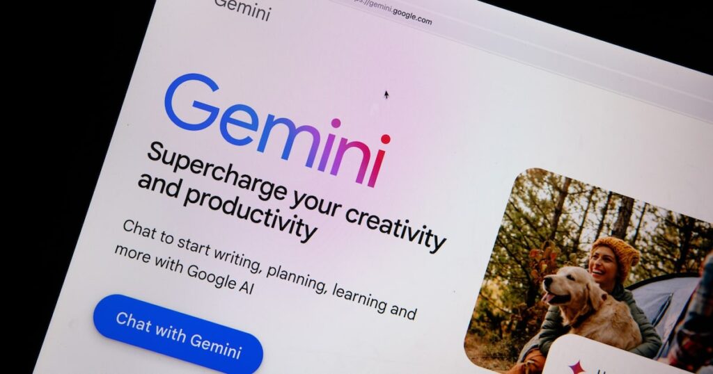 Interfaz de Google Gemini mostrando productos para comprar directamente con asistencia de IA y botón de pago integrado