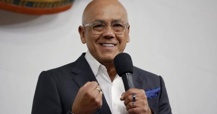 Jorge Rodríguez anuncia en rueda de prensa la liberación de presos políticos con la nueva ley de amnistía
