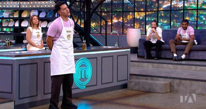 Carlos Luis Andrade presenta su tonga manabita ganadora con cangrejada y achiote en MasterChef