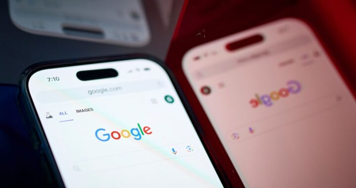 Pantalla de Google mostrando respuestas de IA en lugar de los clásicos enlaces azules, con tarjetas emergentes de Gemini 3