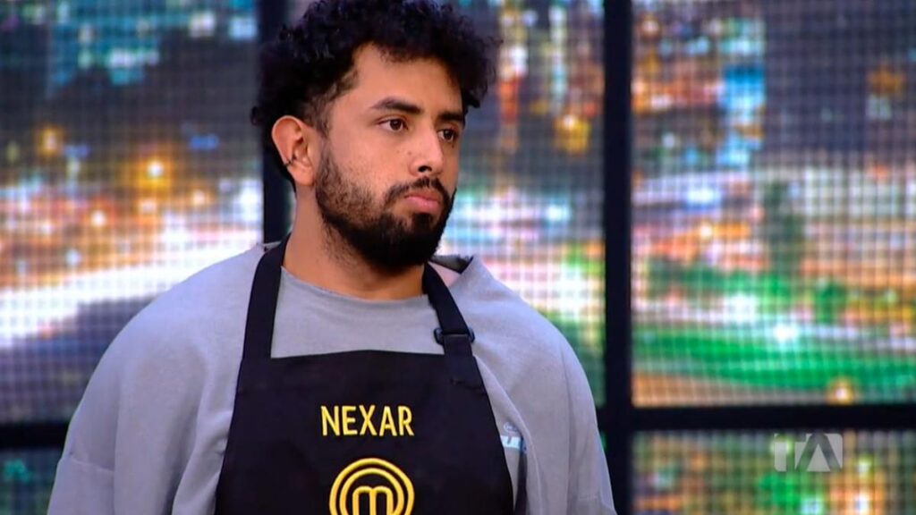 Lomo de res cortado mostrando centro grisáceo por sobrecocción, error crítico en 5 países de MasterChef