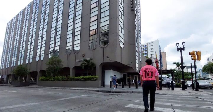 Lionel Messi en suite presidencial de US$800 con vista panorámica de Guayaquil, custodiado por operativo de seguridad extrema