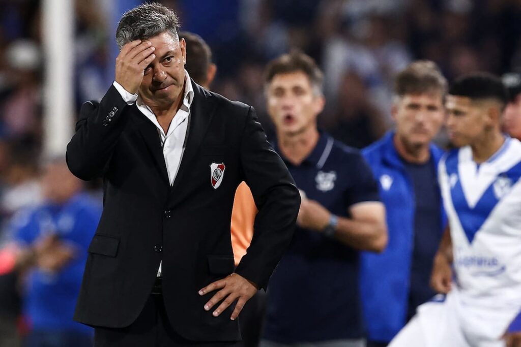 Marcelo Gallardo con mirada seria en su última conferencia como técnico de River Plate tras 18 meses sin títulos