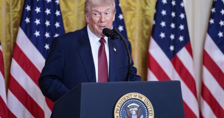 Mesa de negociaciones en Miami con Trump y 6 presidentes latinos discutiendo acuerdos contra China y Rusia
