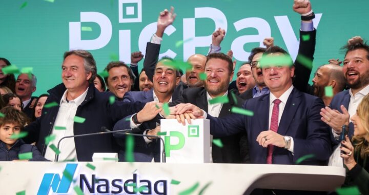 Gráfico de crecimiento de PicPay con logo de Nasdaq y fondo de bolsa en verde, simbolizando la reactivación de OPI