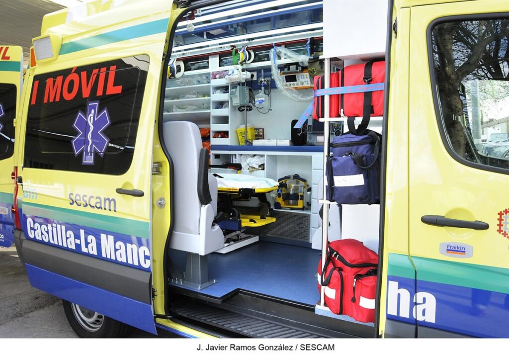 Colchón carbonizado en dormitorio tras incendio con humo tóxico a 600 °C