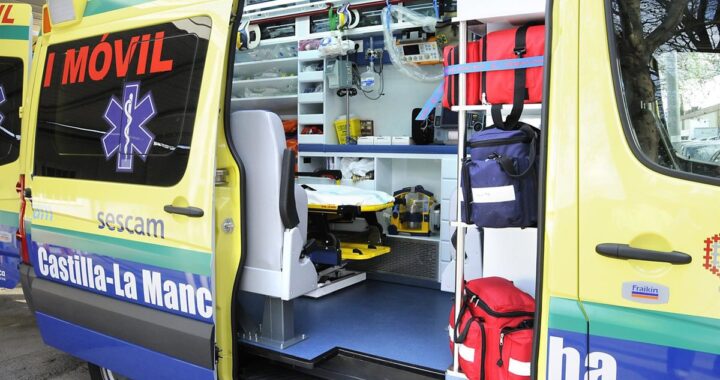 Colchón carbonizado en dormitorio tras incendio con humo tóxico a 600 °C
