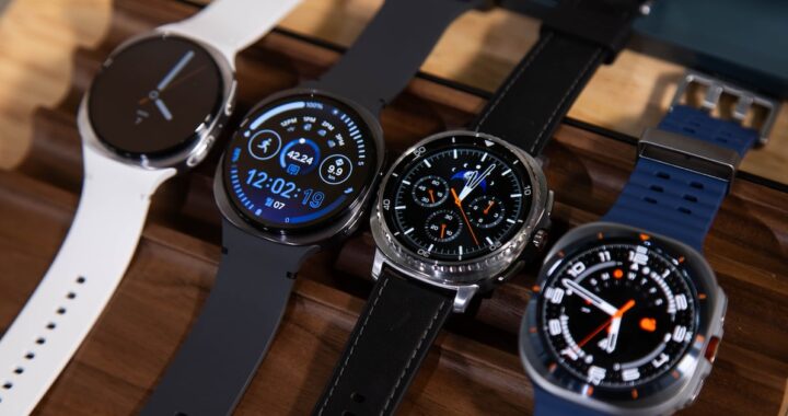 Reloj Galaxy Watch mostrando lectura de presión arterial sistólica y diastólica en su pantalla con sensor PPG activado