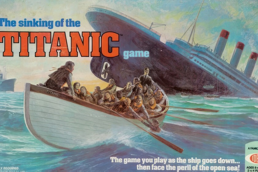 Tablero del polémico juego de 1975 donde niños robaban raciones a náufragos del Titanic mientras el barco se hundía
