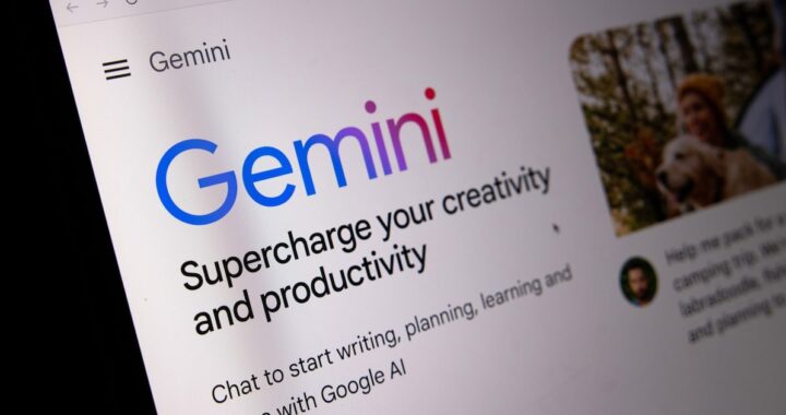 Pantalla de Gemini mostrando alerta roja de 'Patrón de crisis detectado' y botón de ayuda inmediata por IA suicidios