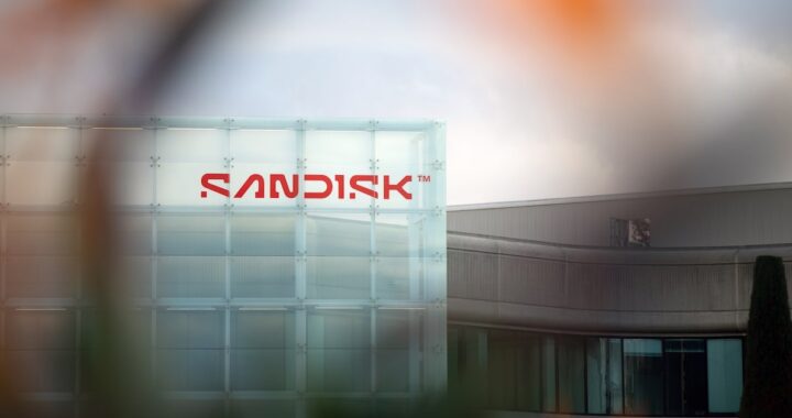 Gráfico de crecimiento de Sandisk con alza del 2000% antes de su entrada al Nasdaq 100 por demanda de IA
