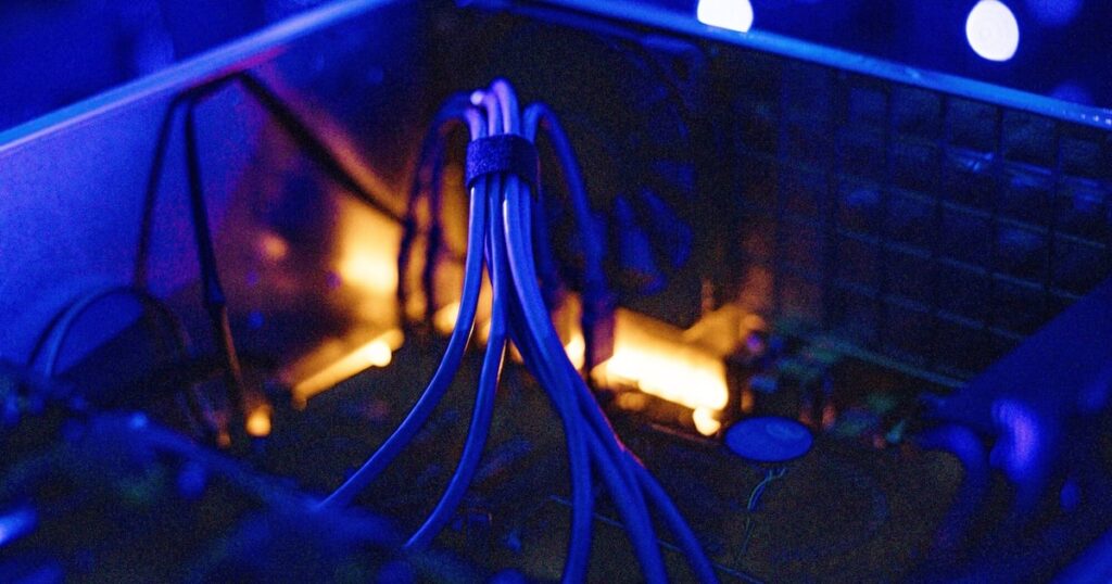 Gráfico comparativo del consumo eléctrico de la IA vs países como Japón en 2030, mostrando un aumento del 220%