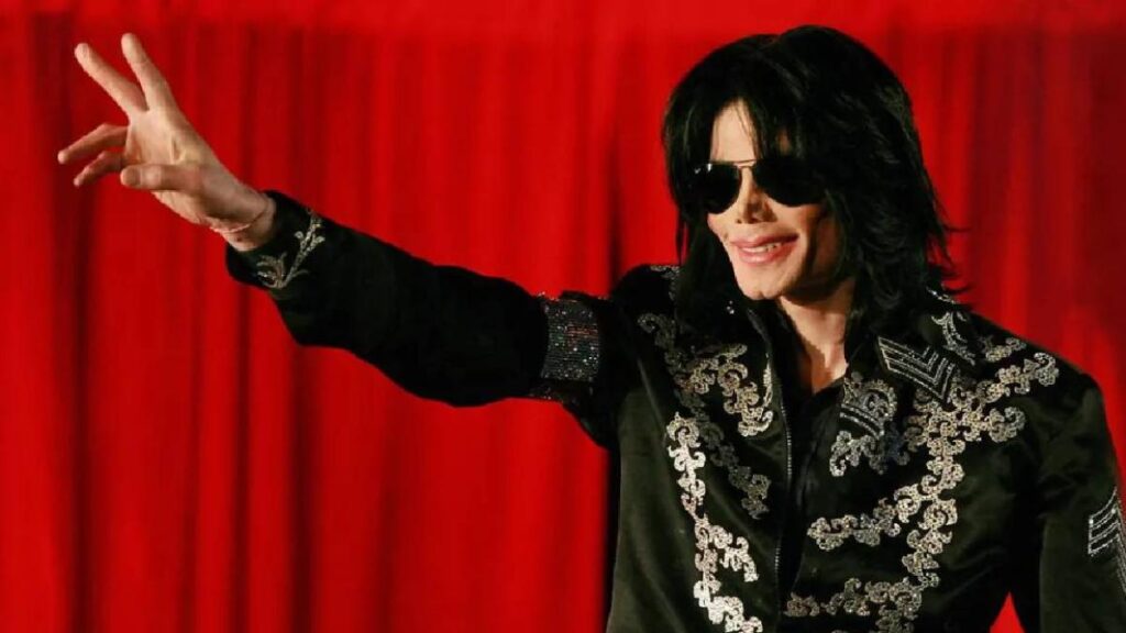 Michael Jackson en el set de 'Black or White' (1991), videoclip récord con presupuesto de 4 millones de dólares