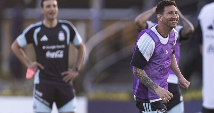 Lionel Messi con la camiseta de Argentina en entrenamiento previo al Mundial 2026 a sus 39 años