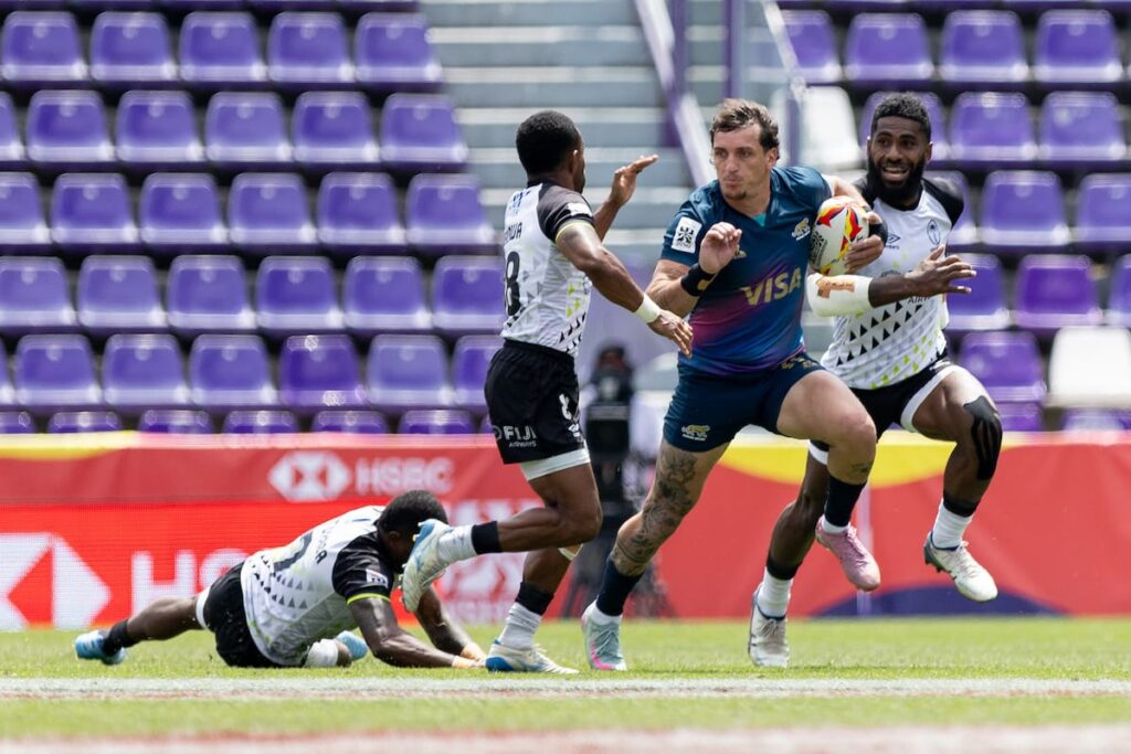 Marcos Moneta celebra su try 48 en Valladolid 2026, igualando récord histórico con Luciano González de fondo
