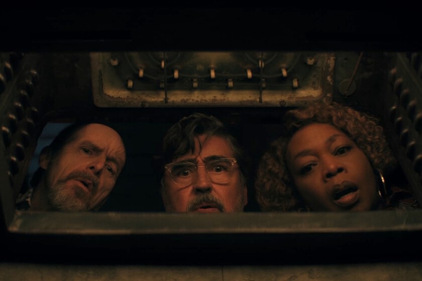 Alfred Molina como Sam Cooper en 'The Boroughs', la serie #1 de Netflix avalada por Stephen King