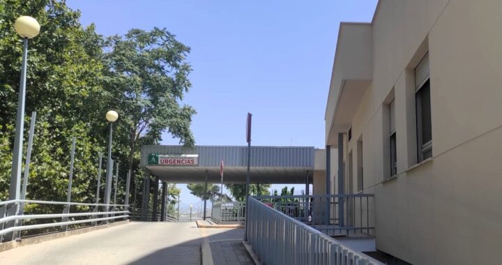Calle Menéndez Pelayo en Jaén, lugar del atropello mortal donde un anciano de 81 años fue abandonado sin ayuda