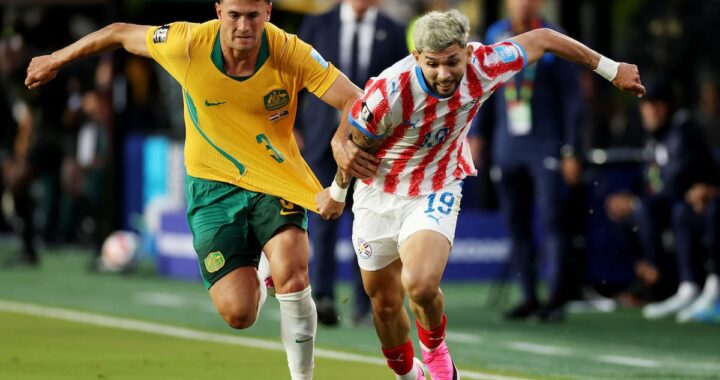 Paraguay y Australia en empate 0-0 en Mundial 2026 con Alfaro ajustando táctica y Almirón expulsado