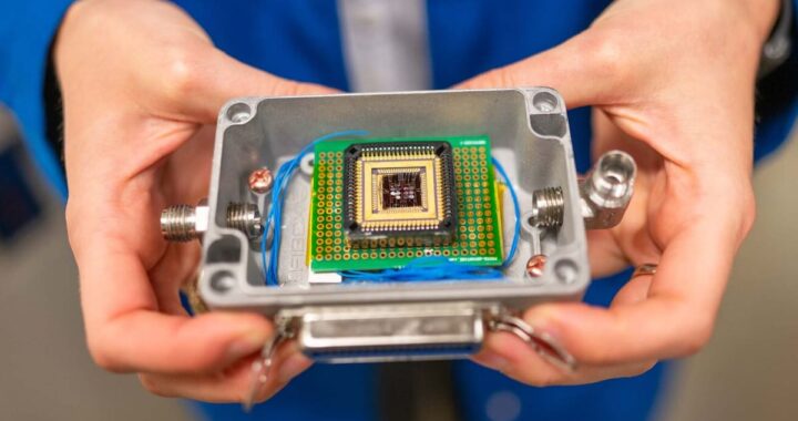 Nariz electrónica con chip de 16 sensores y nanotubos de carbono detectando alérgenos y alimentos en descomposición