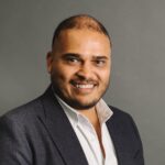 Gráfico de fondos boutique usando IA para competir con gigantes financieros en análisis de datos globales