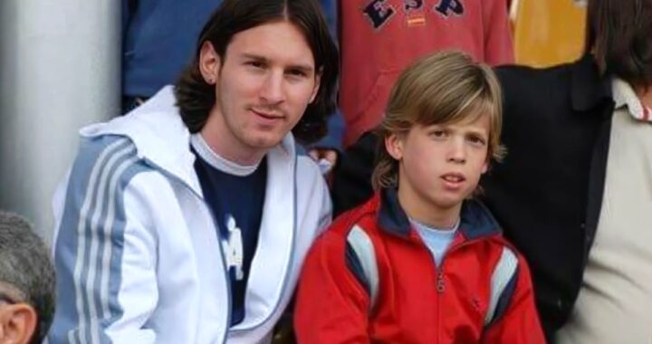 Dani Olmo con la camiseta número 10 de España sonriendo, soñando con enfrentar a Messi en el Mundial