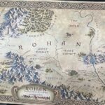 Cartel del anime 'El Señor de los Anillos: La Guerra de los Rohirrim' con personajes de Rohan y Dunlandia