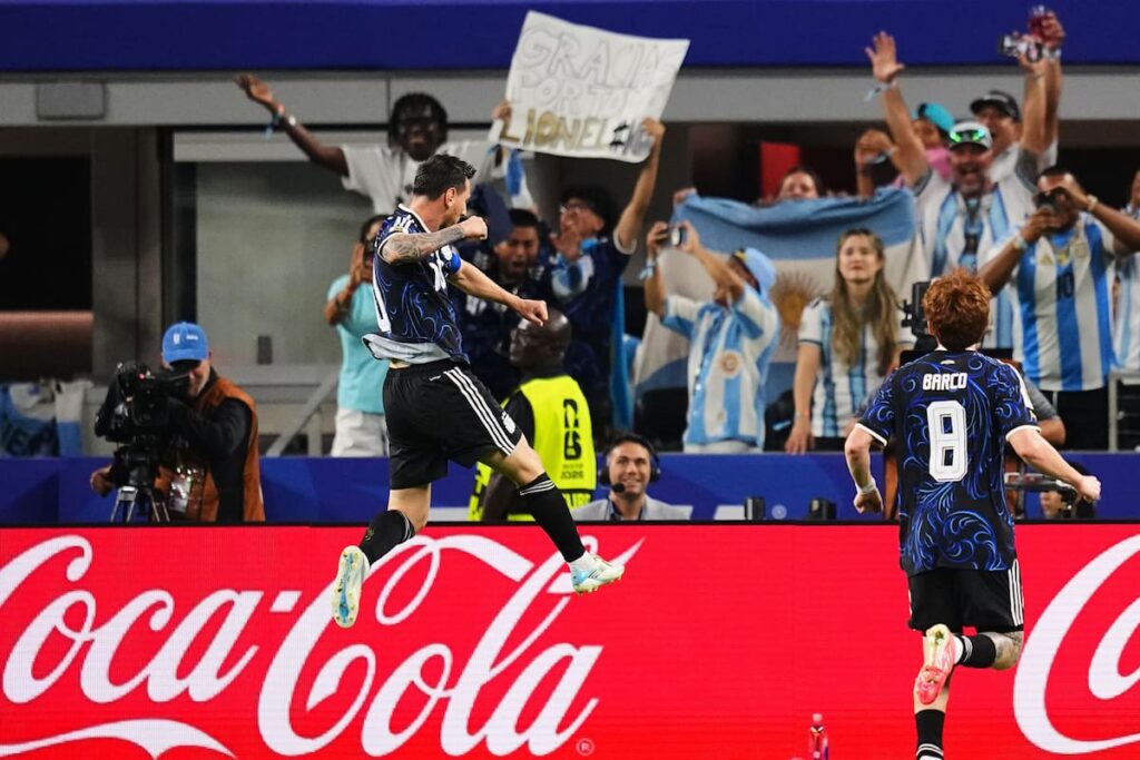 Argentina celebra gol ante Jordania con Messi en el banco y afición albiceleste en Dallas Stadium