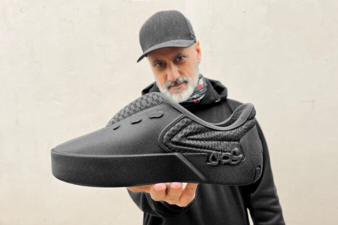Zapatillas Popsico Sincro impresas en 3D junto a modelos Nike en plataforma Zellerfeld