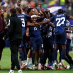 Equipo de Cabo Verde celebra su clasificación histórica al Mundial 2026 frente a Argentina