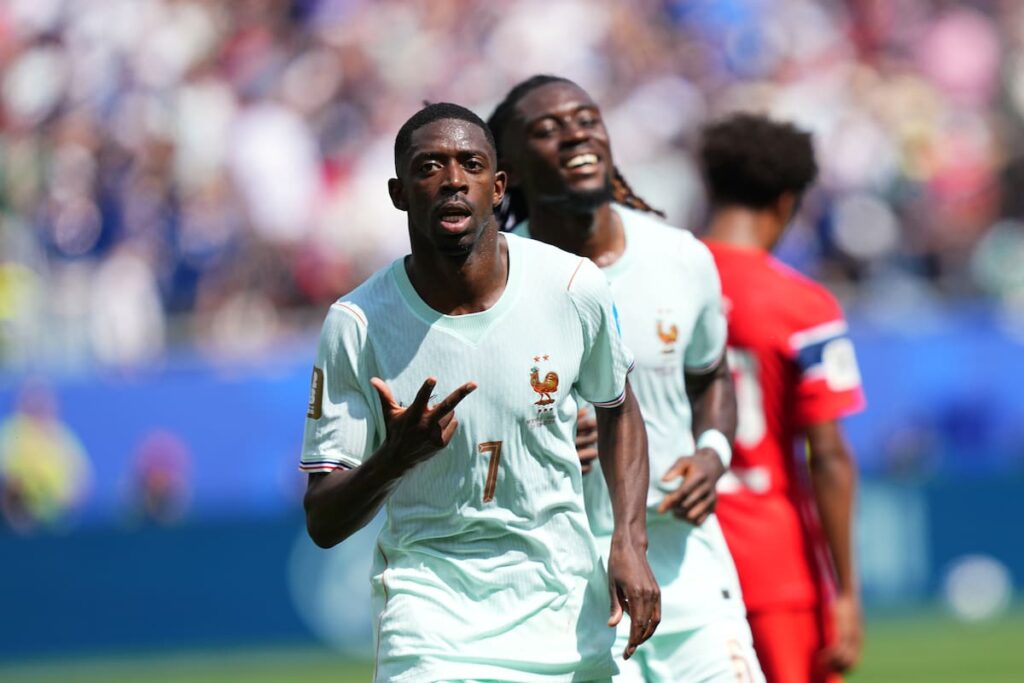 Ousmane Dembélé celebra su hat-trick con Francia tras recital técnico y tres golazos en 30 minutos