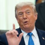 Donald Trump en reunión de emergencia tras suspender ataques a Irán y aprobar puntos finales del acuerdo