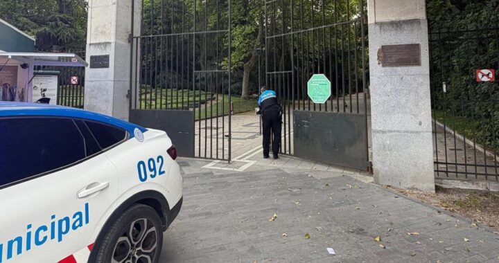 Campo Grande cerrado por vientos intensos con Bomberos en 5 intervenciones urgentes en Valladolid