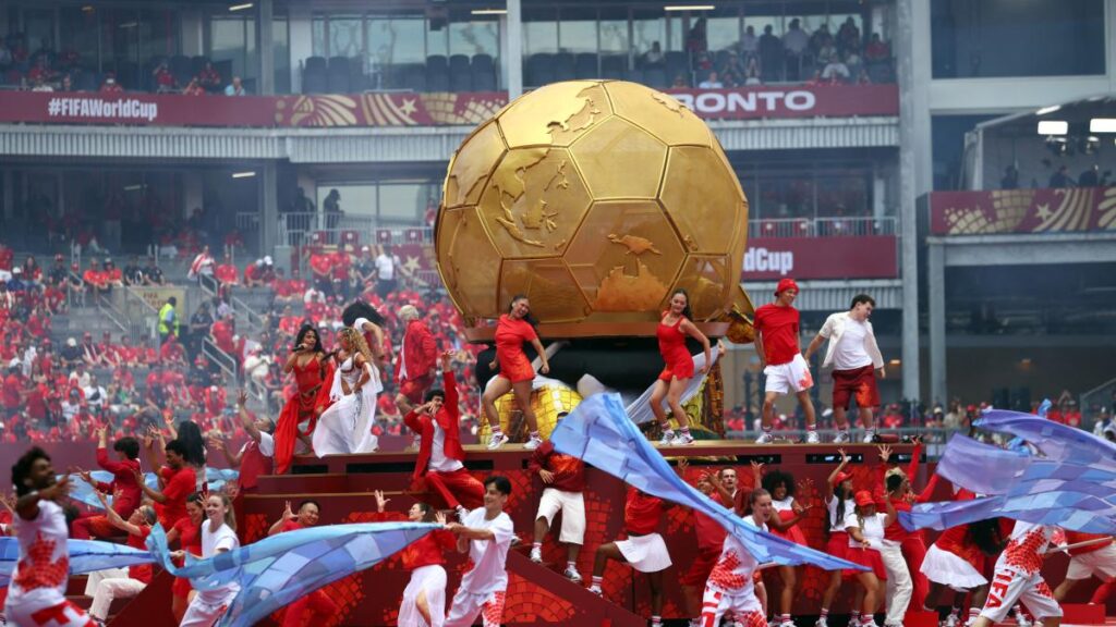 Ceremonia inaugural del Mundial 2026 en Canadá con artistas locales e internacionales celebrando la diversidad cultural