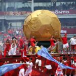 Ceremonia inaugural del Mundial 2026 en Canadá con artistas locales e internacionales celebrando la diversidad cultural