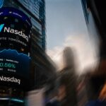 El Nasdaq retrocede un 0,55% por el temor a una escalada regional