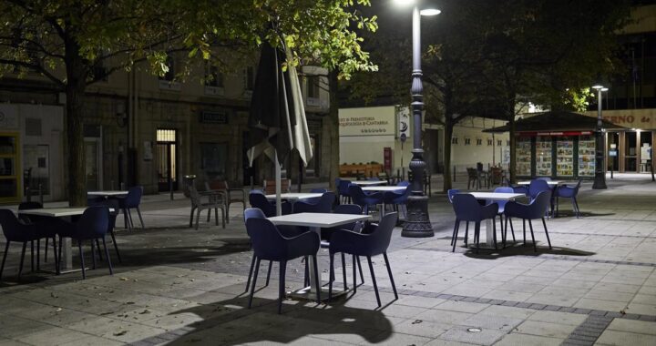 Detenido por agredir a tres jóvenes en un local de Santander