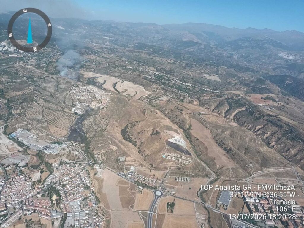 Estabilizado un incendio forestal en Jun (Granada)