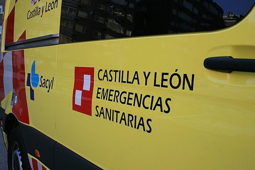 Dos trabajadores afectados por inhalación de humo en un incendio en el edificio de Cruz Roja de Valladolid